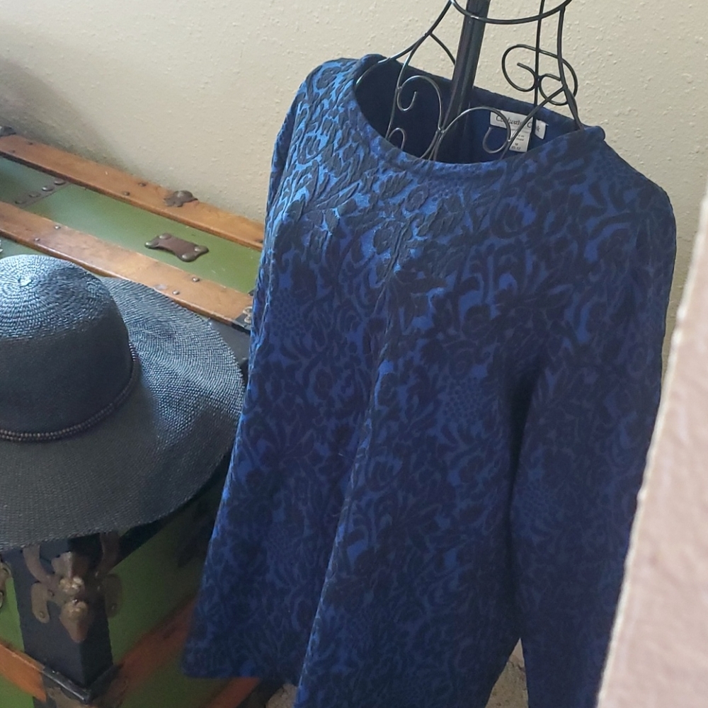 Navy Blue Med or 10-12 Top thick material